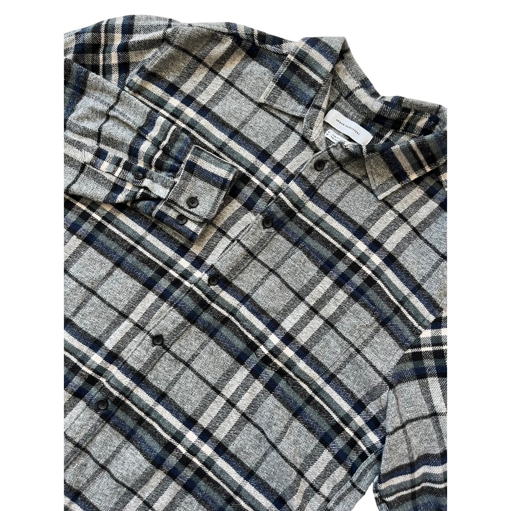 Urban Outfitters Mens Flannel Shirt Gray Blue Plaid Long Sleeve Button Up Medium
